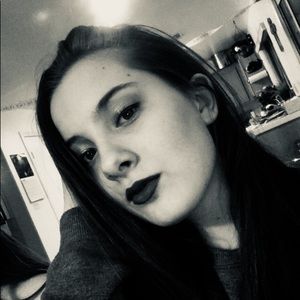 Meet your Posher, Zoé